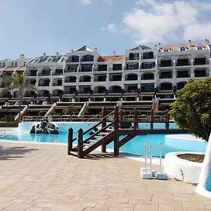 https://apartment-rocas-del-mar-tenerife.adeje-hotels.com